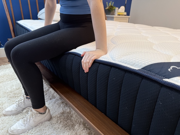 DreamCloud Memory Foam Edge Support